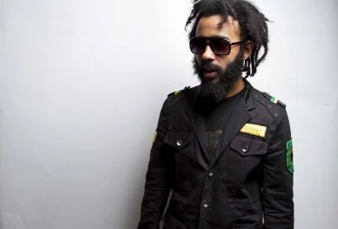 PROTOJE & THE INDIGGNATION