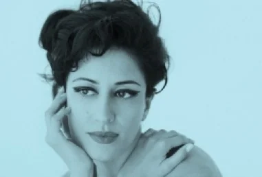 ANA MOURA