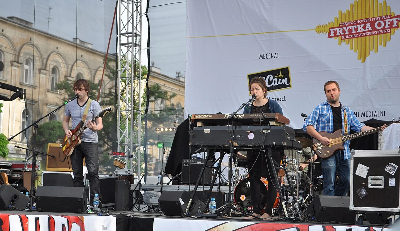 Pustki performing at Frytka Off festival in Częstochowa in 2011