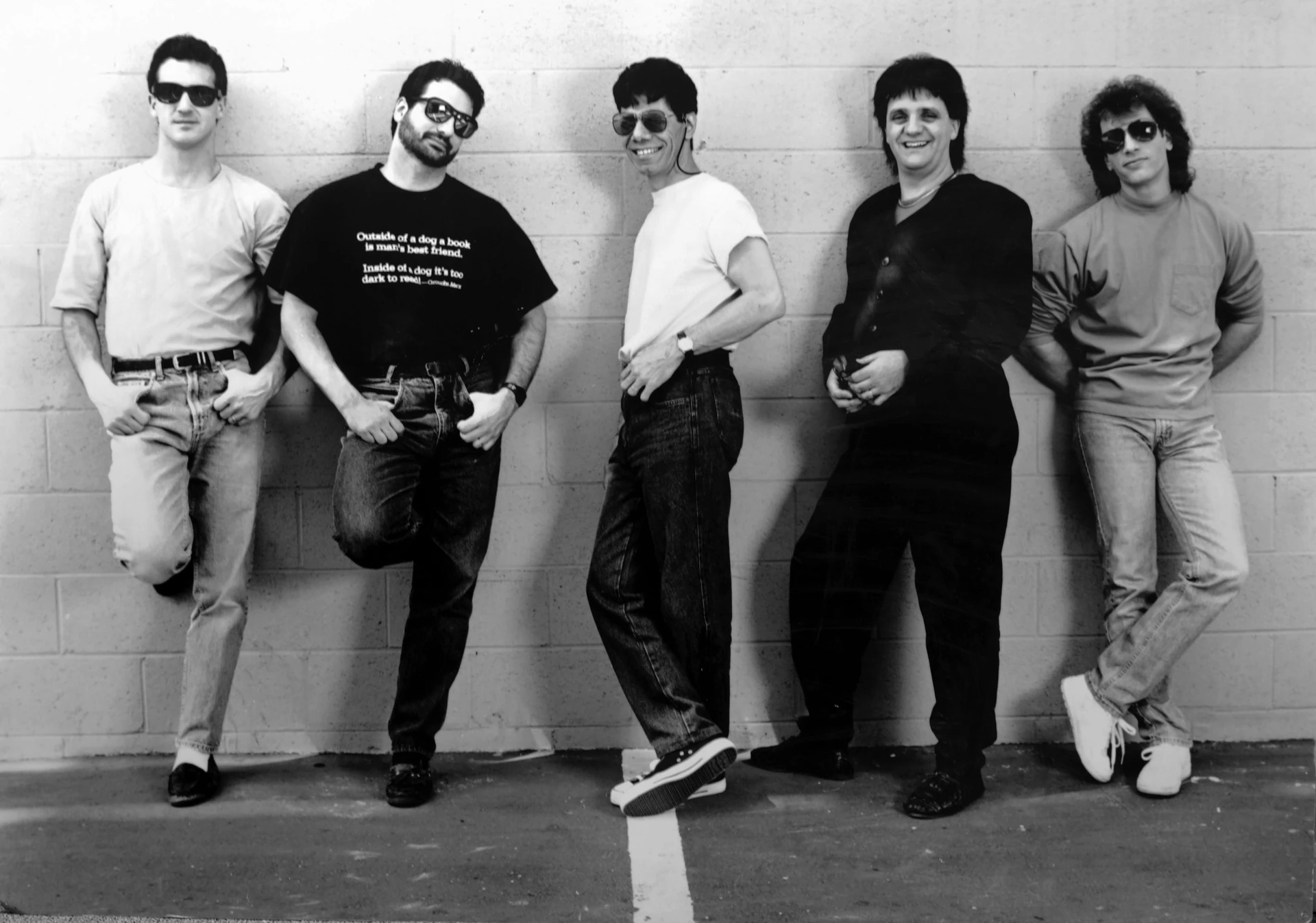 The five musicians of Chick Corea Elektric Band in a black-and-white group photograph