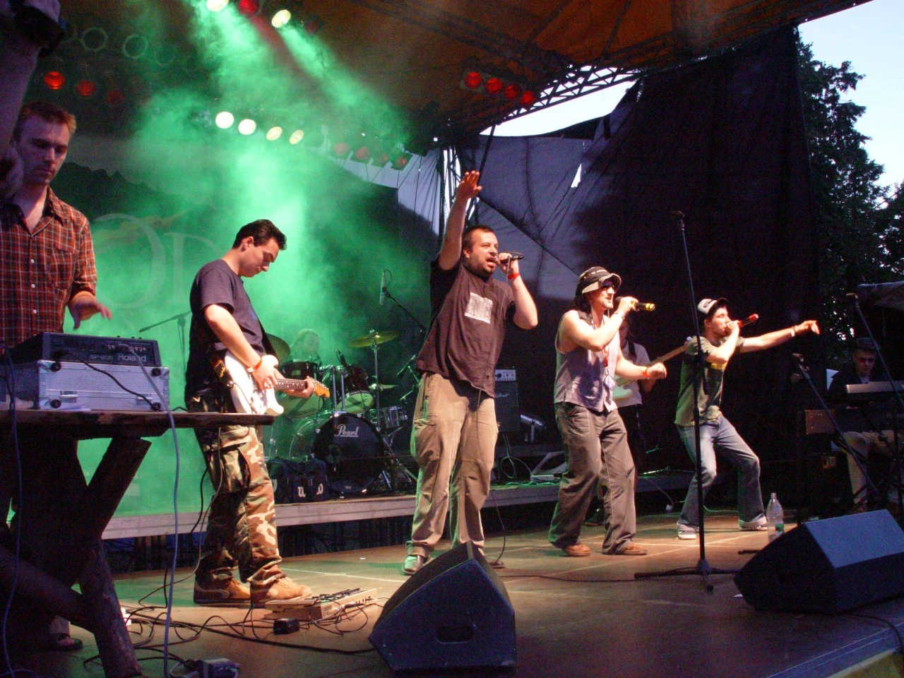 Vavamuffin na scenie, materiały promocyjne One Love Sound Fest 2004