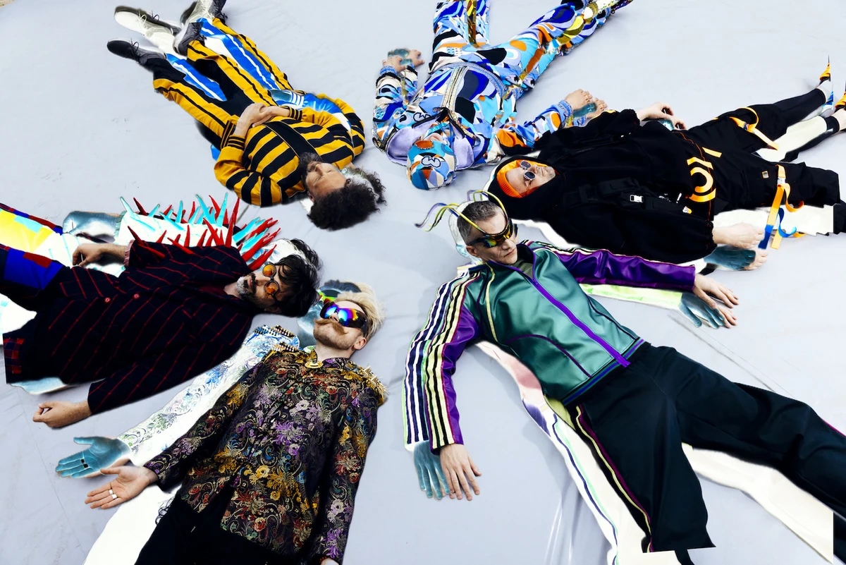 Łąki Łan musicians in colourful costumes